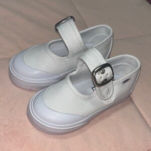 Vans Toddler White Mary Jane Velcro Sneakers